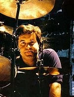 Simon Wright (musician)