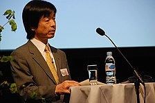 Takashi Suzuki (government official)